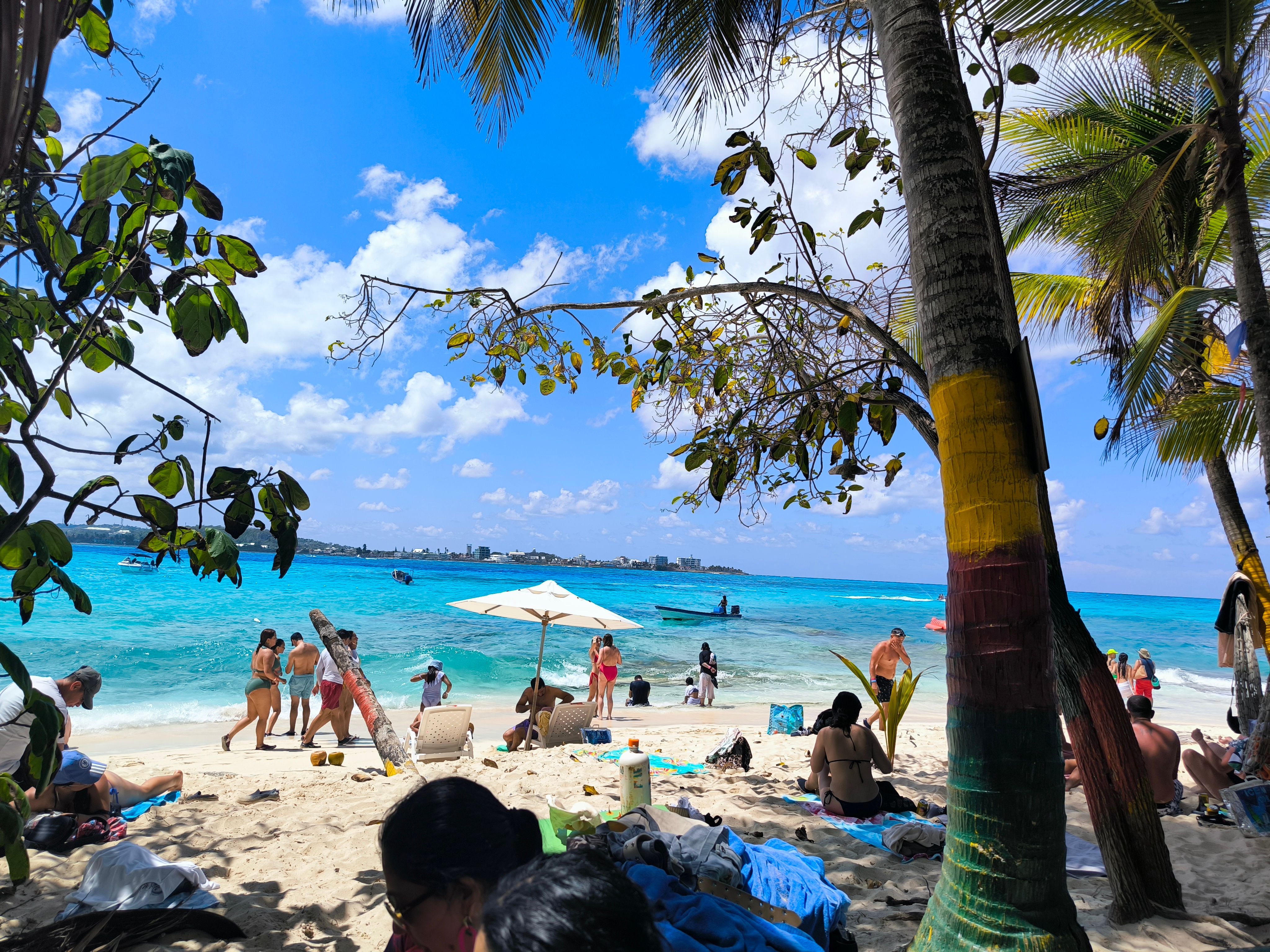A view of the sea from Johnny Cay.